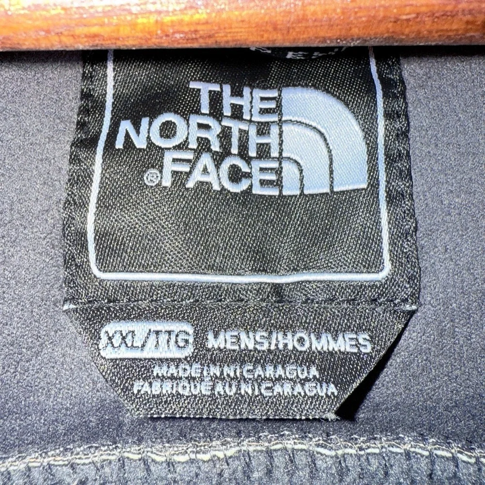 The North Face Men's Black & White Softshell Jacket Size XXL Hiking Outdoors